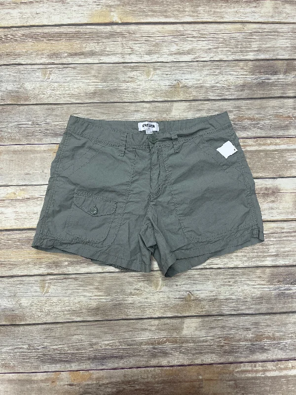 Shorts By Clothes Mentor In Green, Size: 8