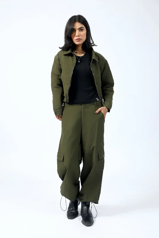 CARGO PANTS WITH BUNGEE CORD DETAIL