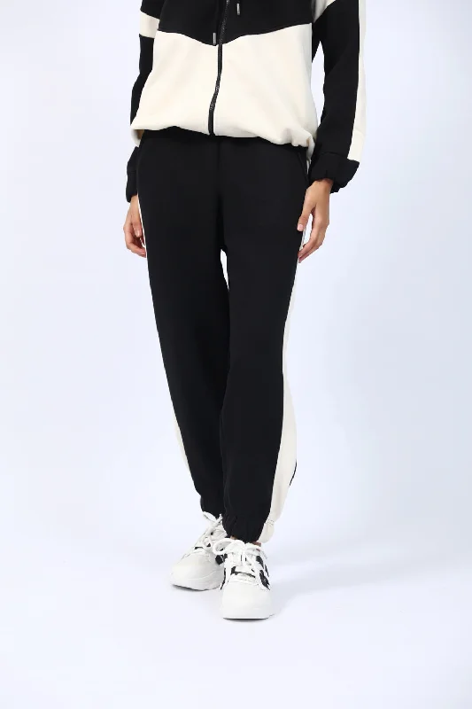 JOGGER PANTS WITH PANEL DETAIL