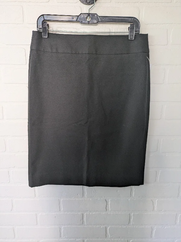 Black Skirt Midi Banana Republic, Size 8