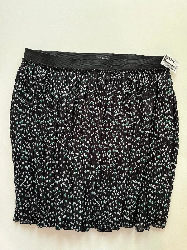 Black Skirt Midi Torrid, Size 1x